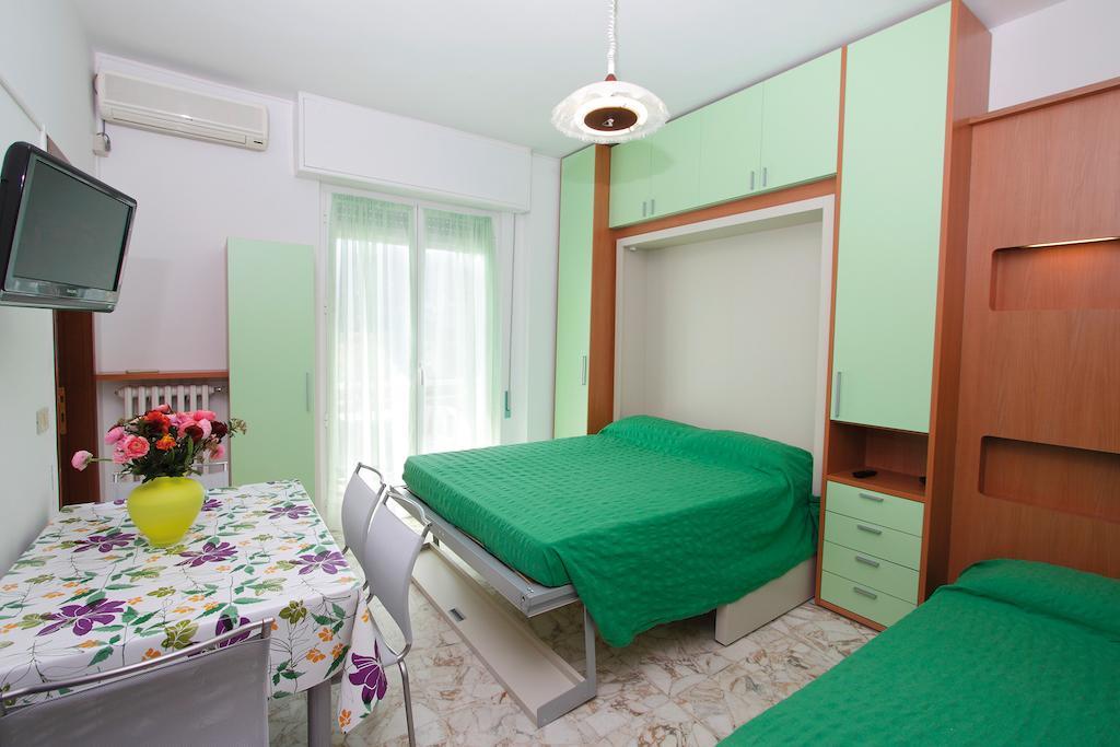 Residence Riviera Albenga Szoba fotó