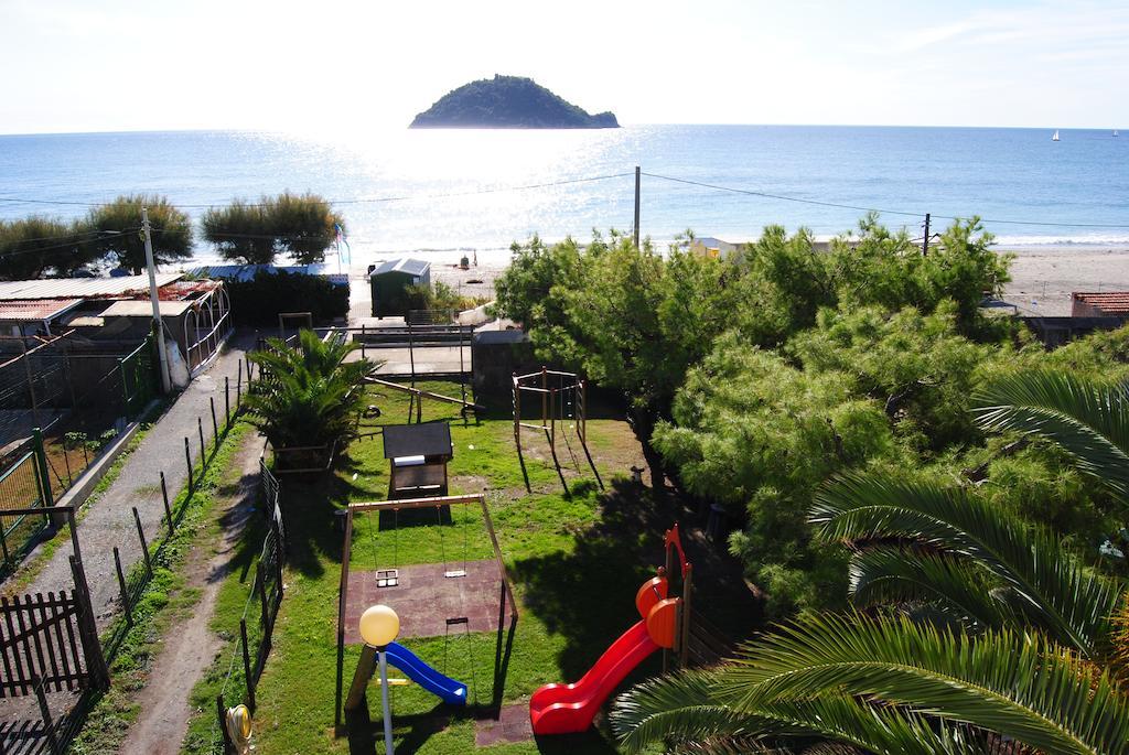 Residence Riviera Albenga Szoba fotó